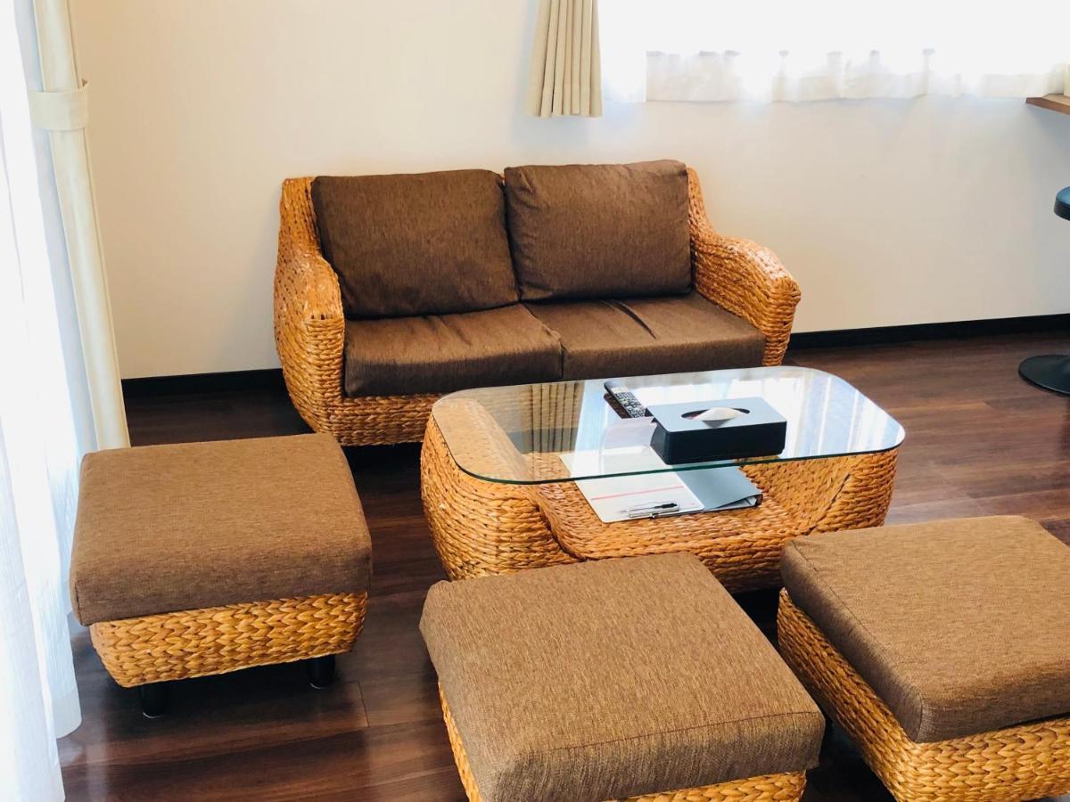 Hotel Cozy Stay In Minatogawa Urasoe Luaran gambar